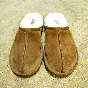 Ugg Keegan Slippers Suede Chestnut 1